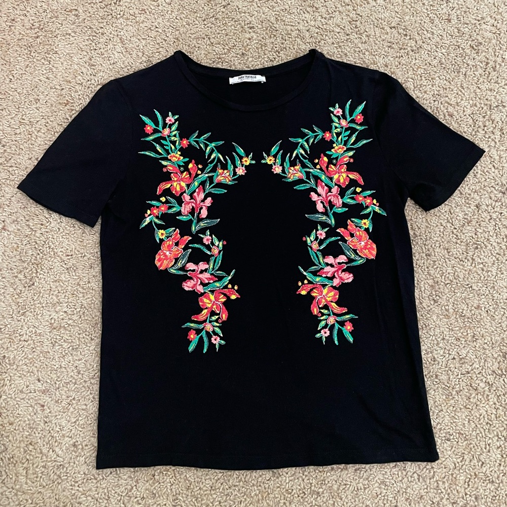Zara Floral Graphic T-Shirt